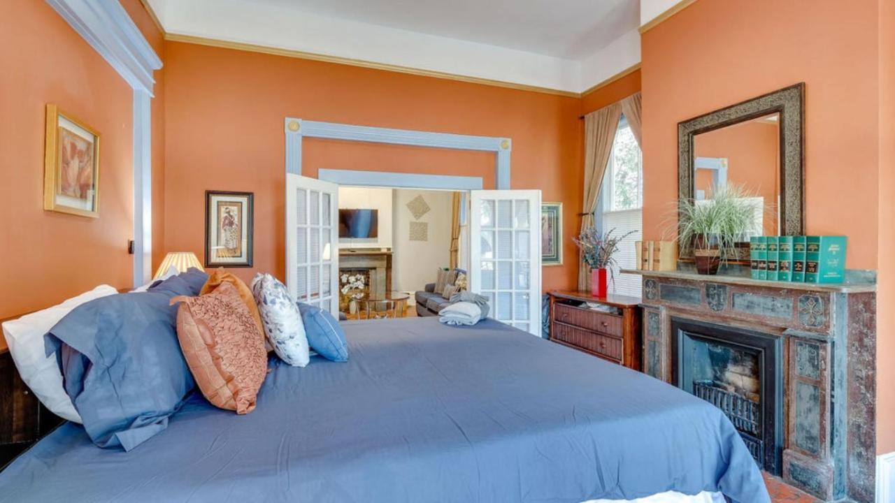 Elegant 2 Bed Directly On Forsyth Park Apartment Savannah Bagian luar foto