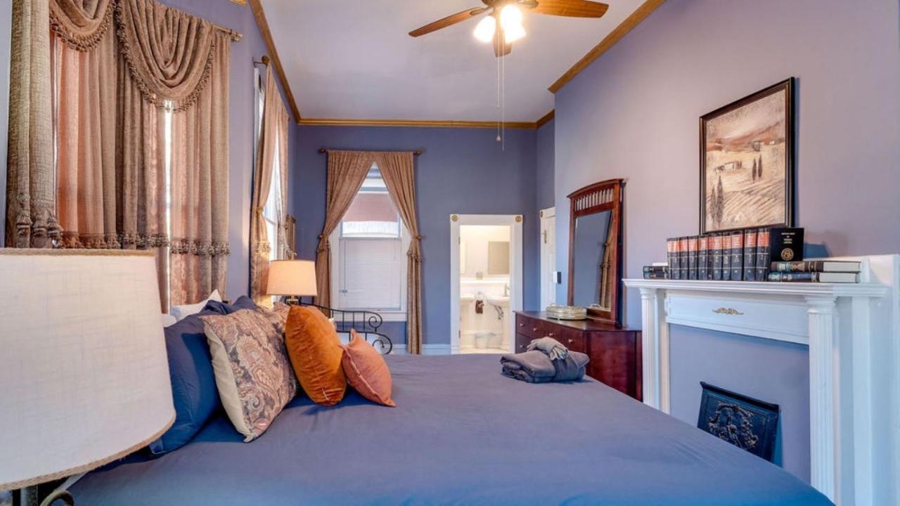 Elegant 2 Bed Directly On Forsyth Park Apartment Savannah Bagian luar foto